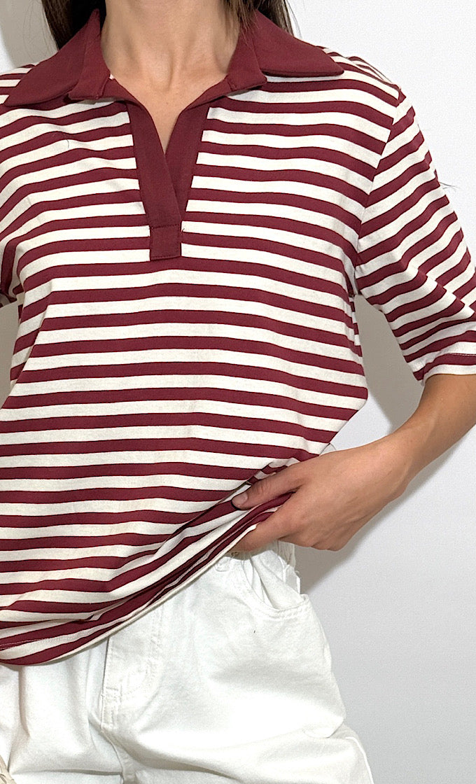 חולצת קיארה פסים בורדו