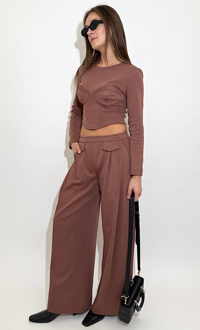 חליפת קימברלי טופי