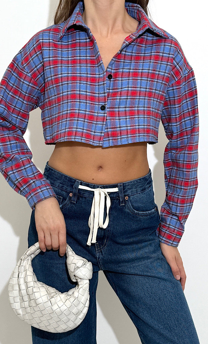 חולצת אולה אדומה