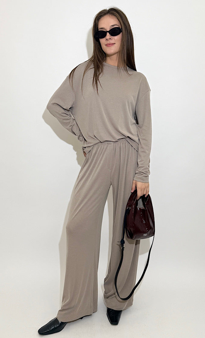 חליפת נונה אבן