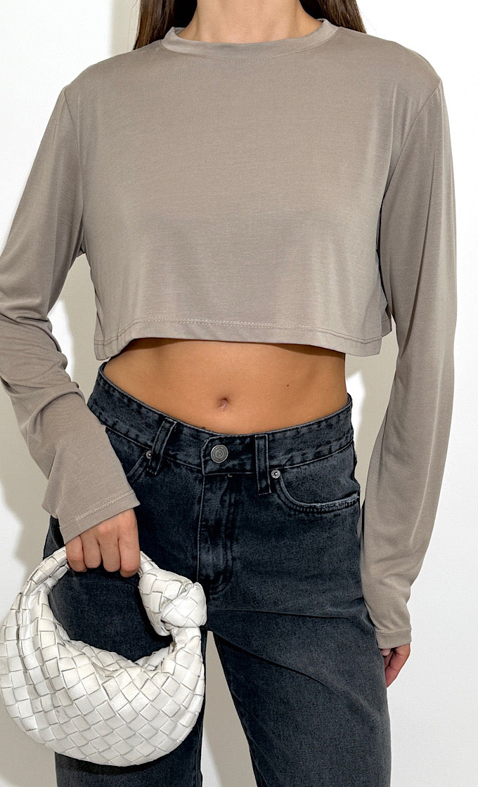 חולצת מדונה אוף וויט