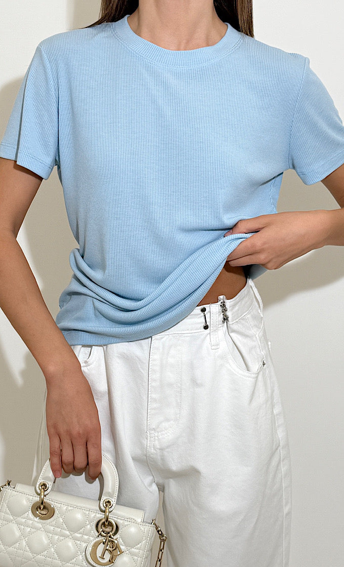 NIKA LIGHT BLUE ROUND NECK T-SHIRT