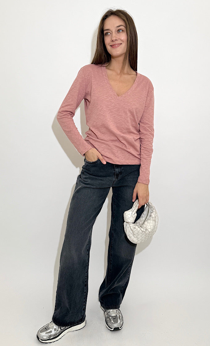 חולצת קורי מפתח וי פודרה