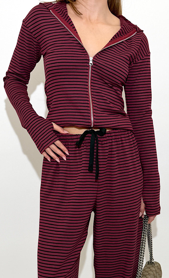 NICOLA STRIPED BURGUNDY SUIT