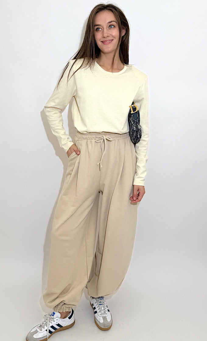 CARLOS OFF WHITE PANTS