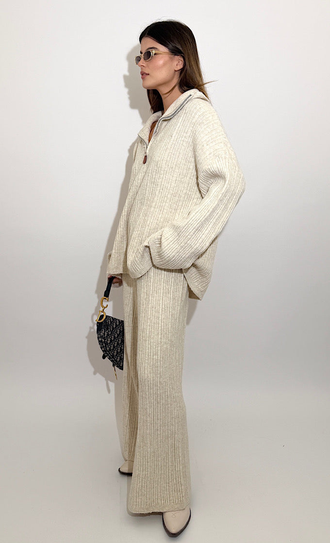 חליפת נורי אוף וויט