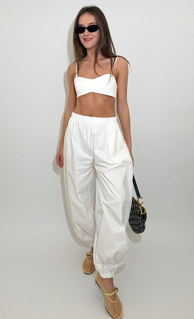 חליפת ניס לבנה