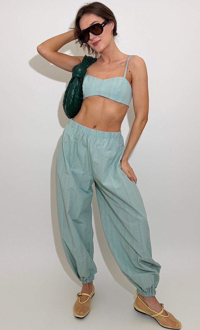 חליפת ניס ירוקה