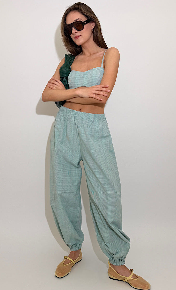 חליפת ניס ירוקה