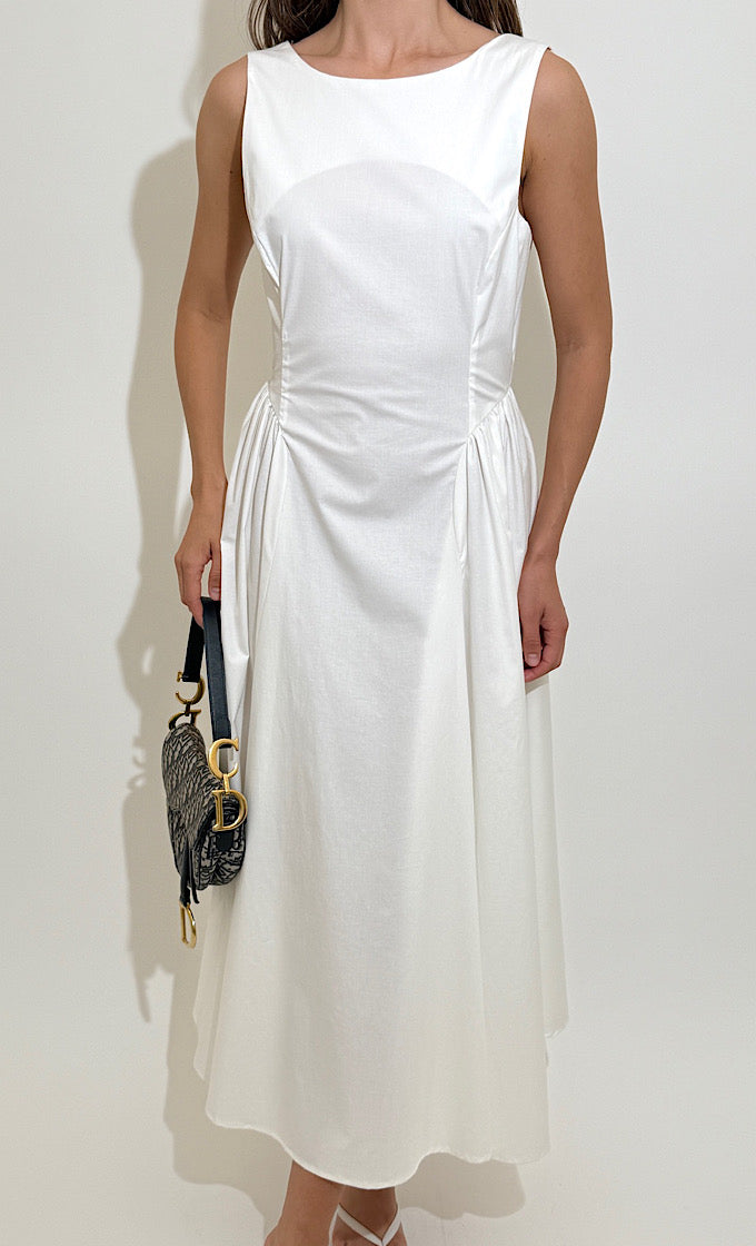 שמלת דוריאן לבנה