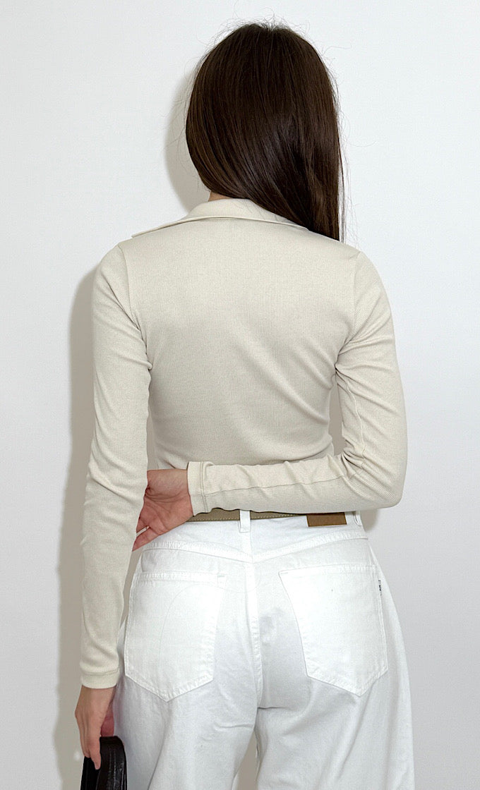 חולצת מיילס אוף וויט