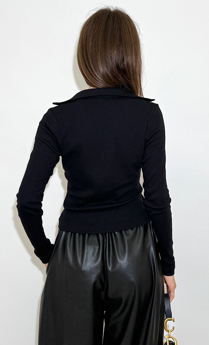 חולצת מיילס שחורה