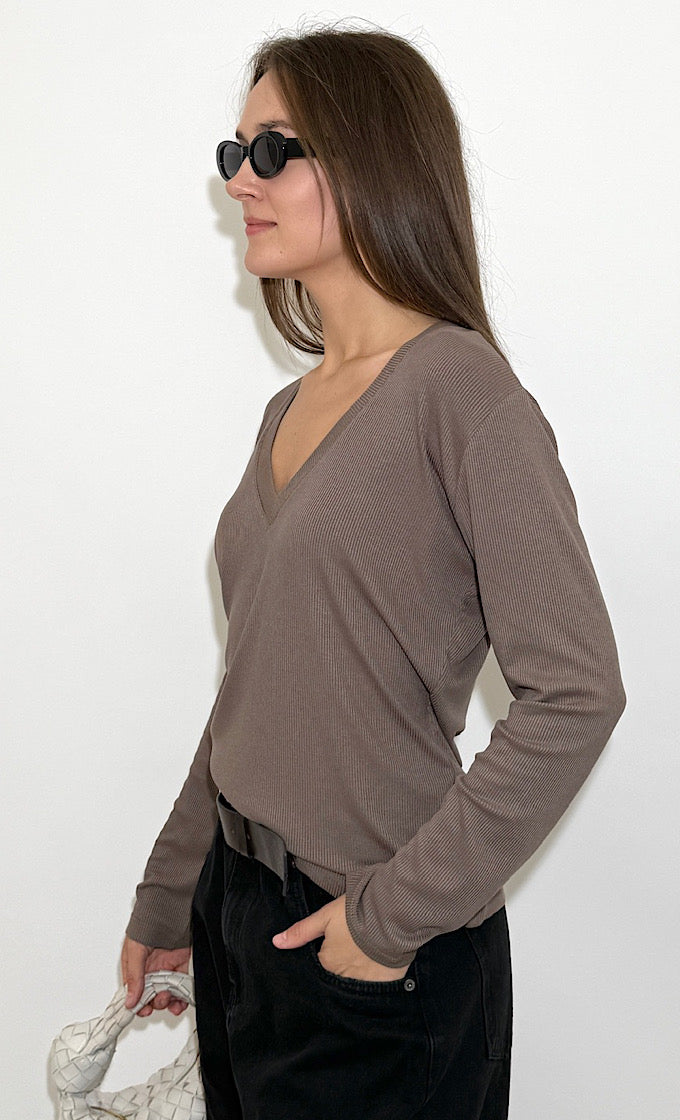 LENA V-NECK BROWN SHIRT