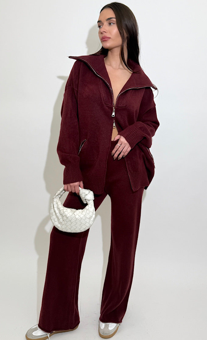 Helena burgundy suit