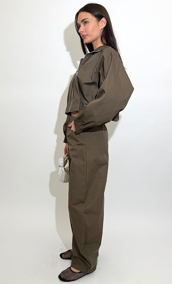 חליפת קאיה ירוק זית