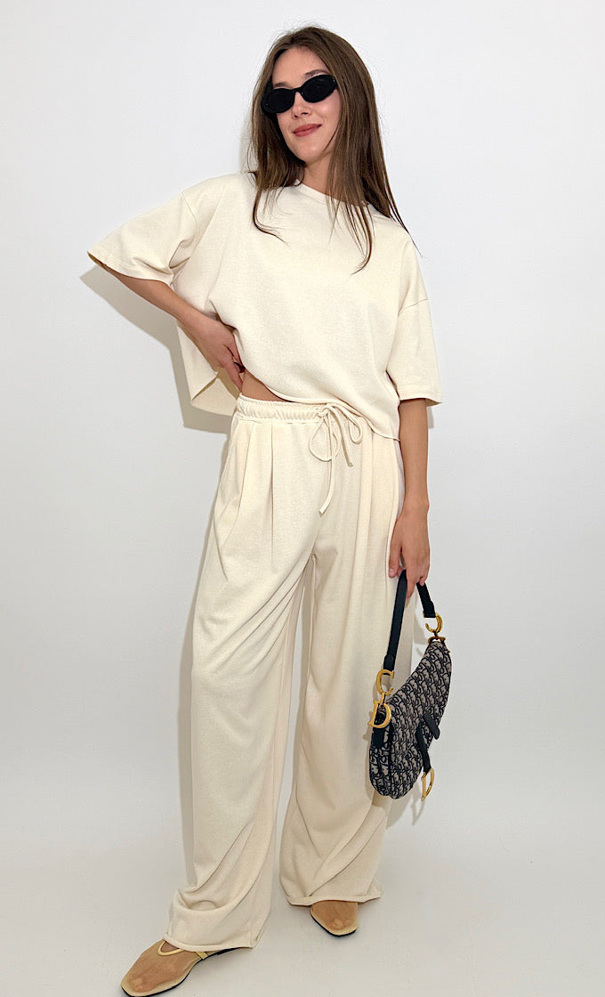 חליפת אלמה בלונד