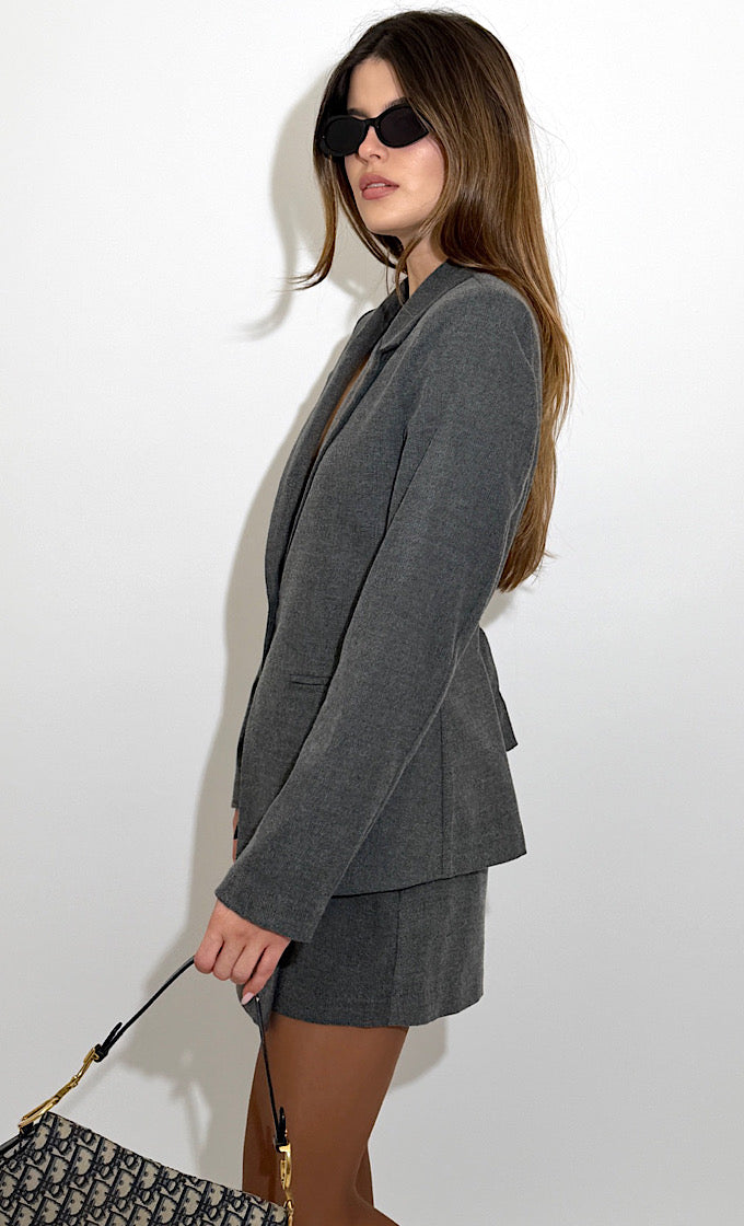 חליפת מרטין אפור בהיר