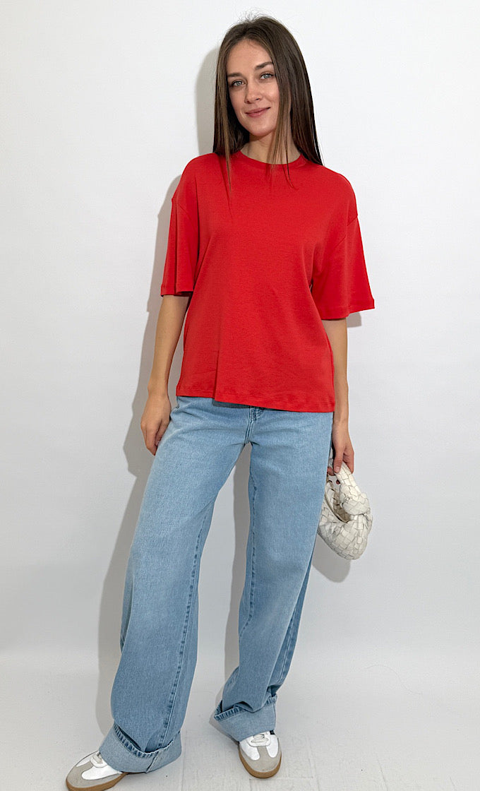 NINA RED T-SHIRT