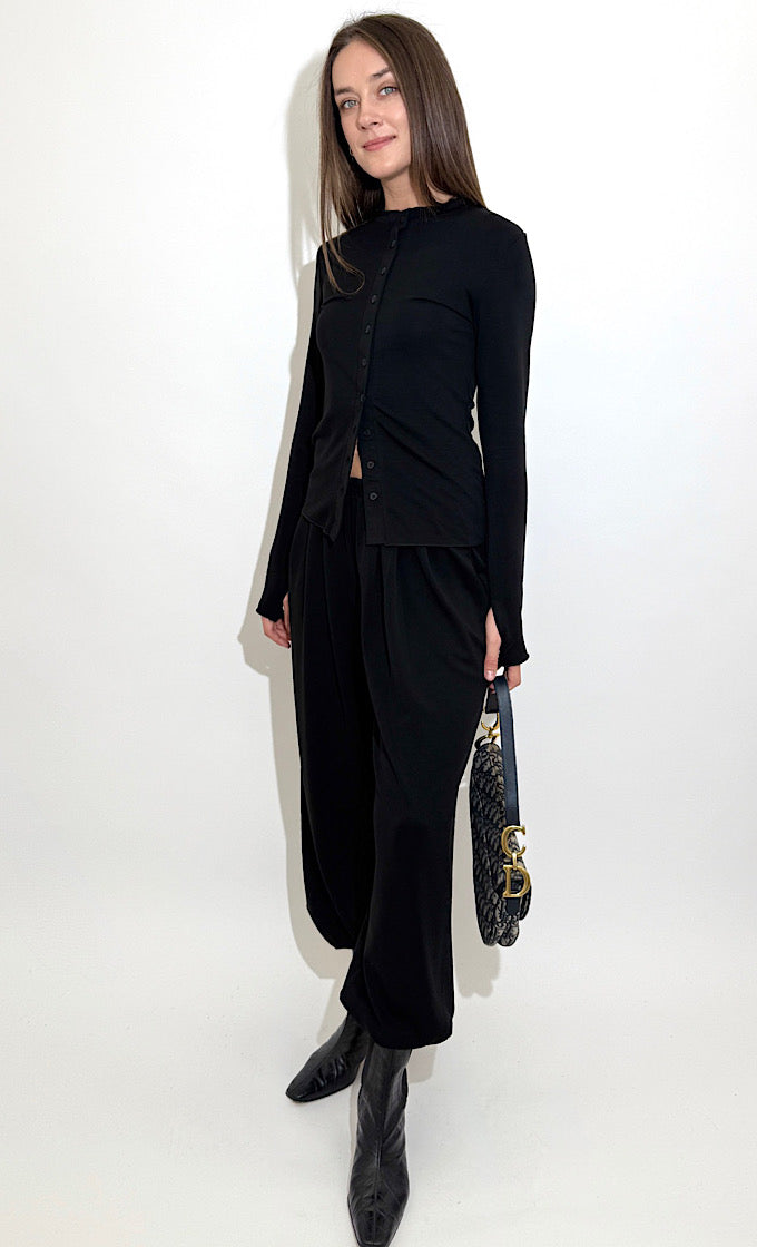 חליפת פאקו שחורה