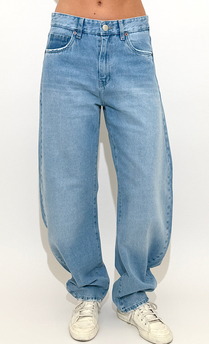 ג'ינס פייטון תכלת