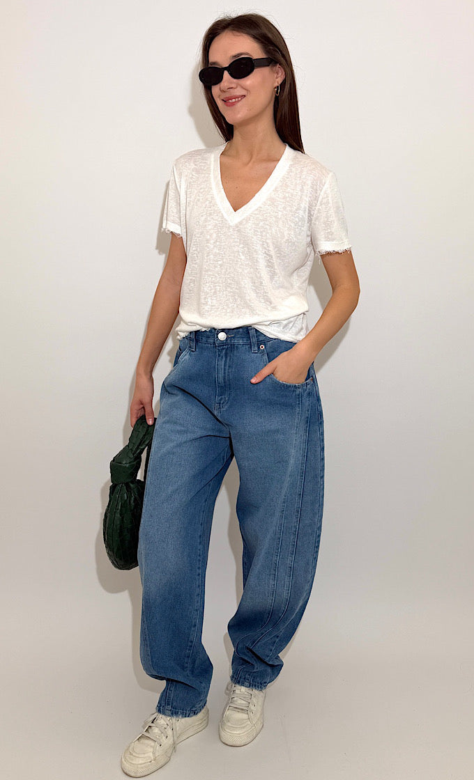 BLAKE V-NECK WHITE SHIRT