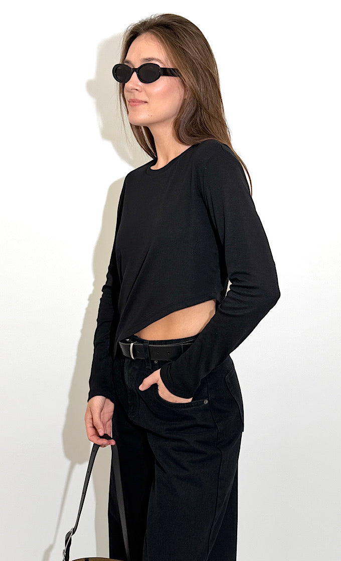 חולצת אריאה שחורה