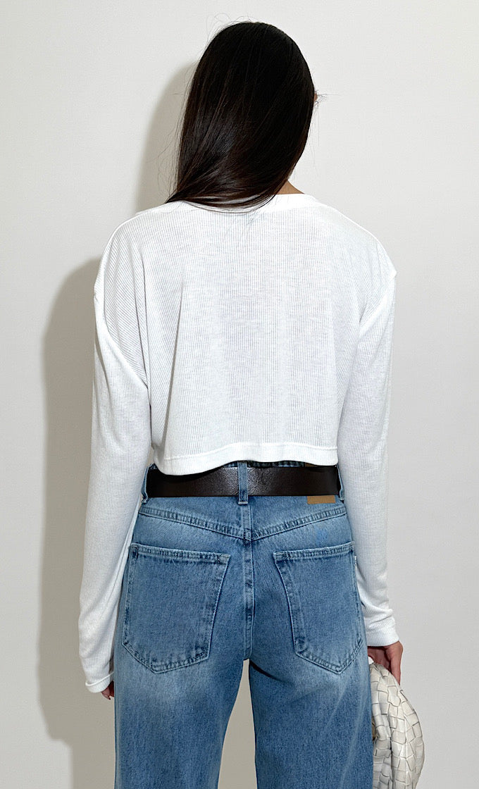 חולצת לורדי מפתח וי לבנה