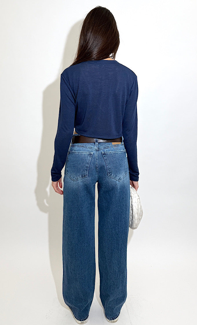 חולצת פלורי מפתח וי נייבי