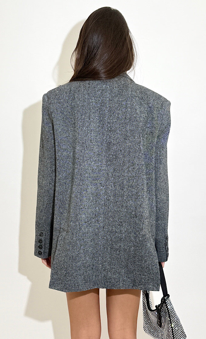 חליפת איב אפורה כהה