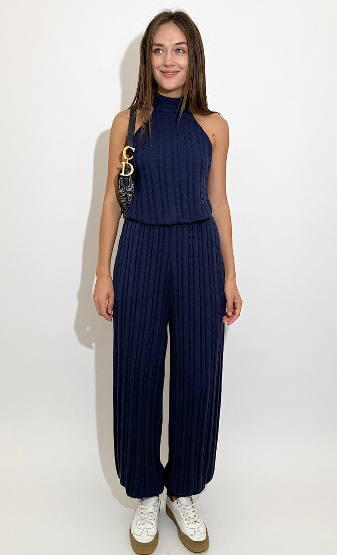 חליפת בלה כחולה