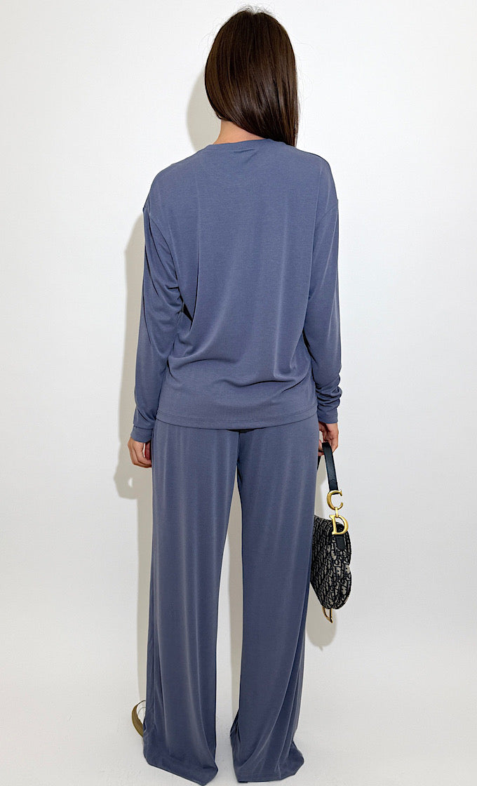 חליפת נונה אפורה