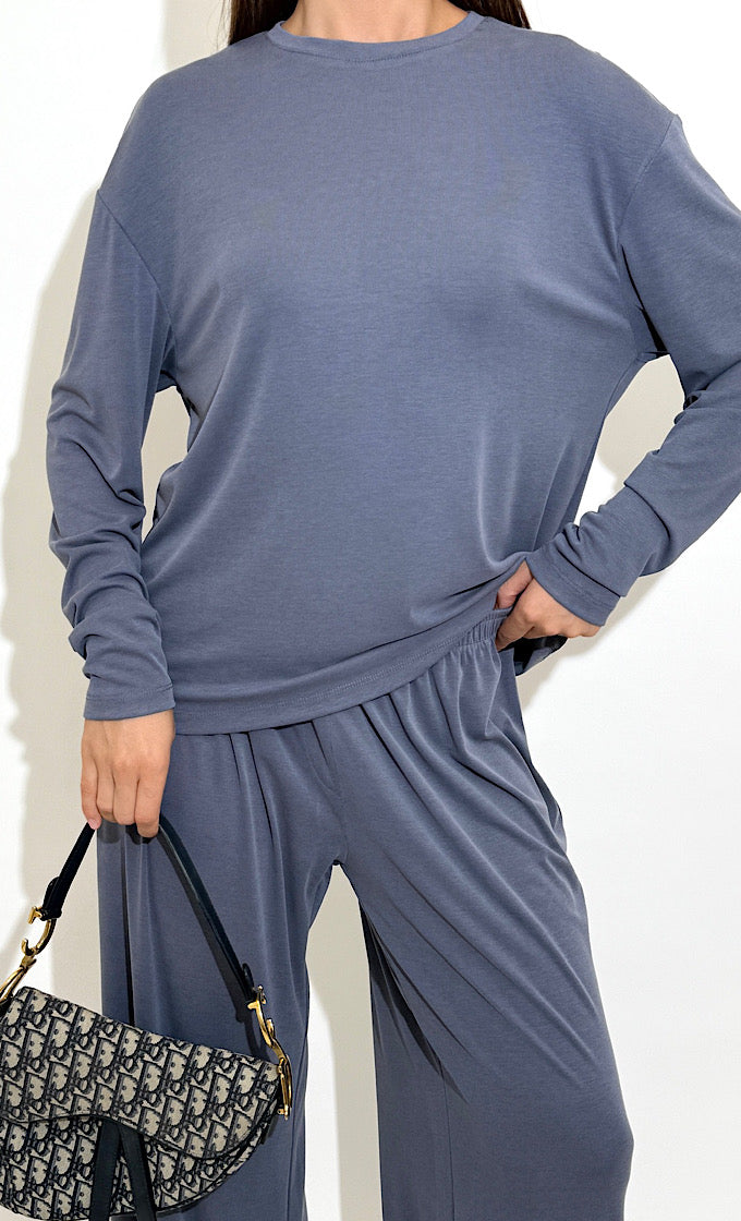 חליפת נונה אפורה