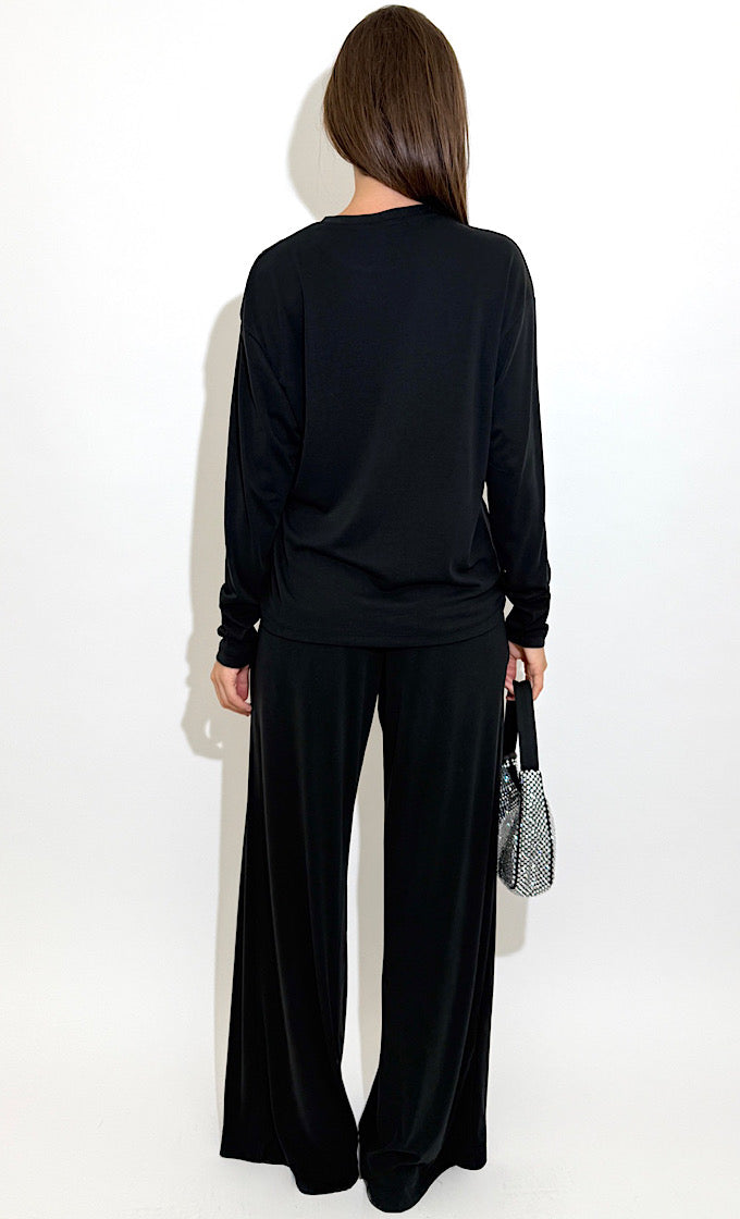 חליפת נונה שחורה