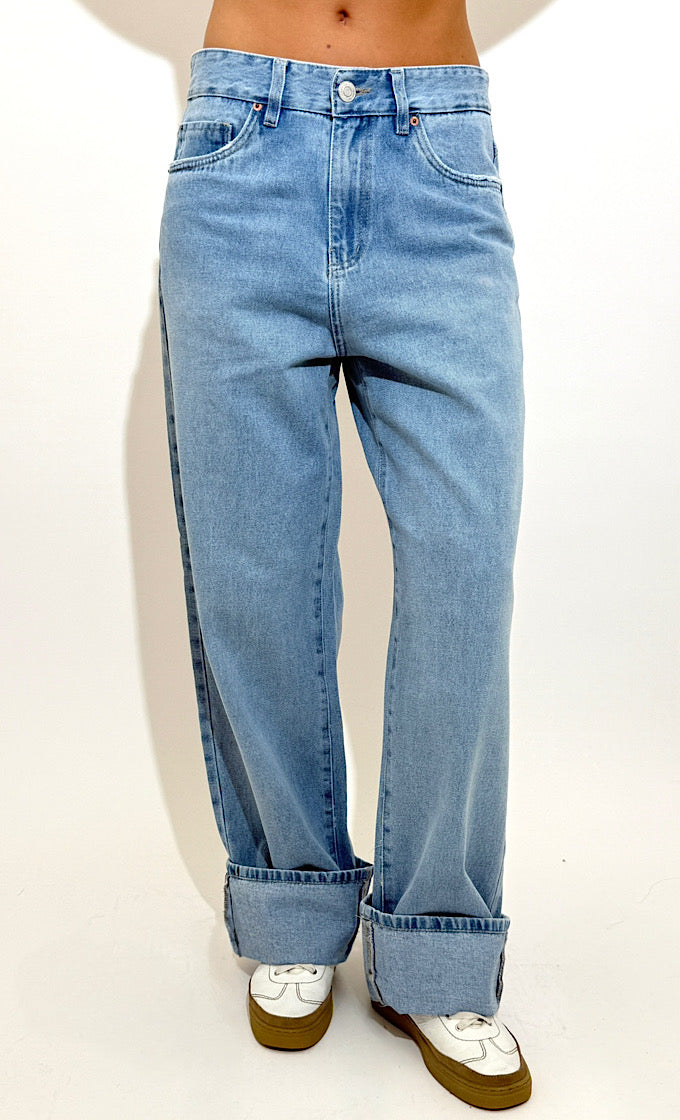 ג'ינס קנדליי תכלת