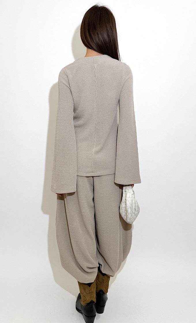 חליפת דמיאן אוף וויט