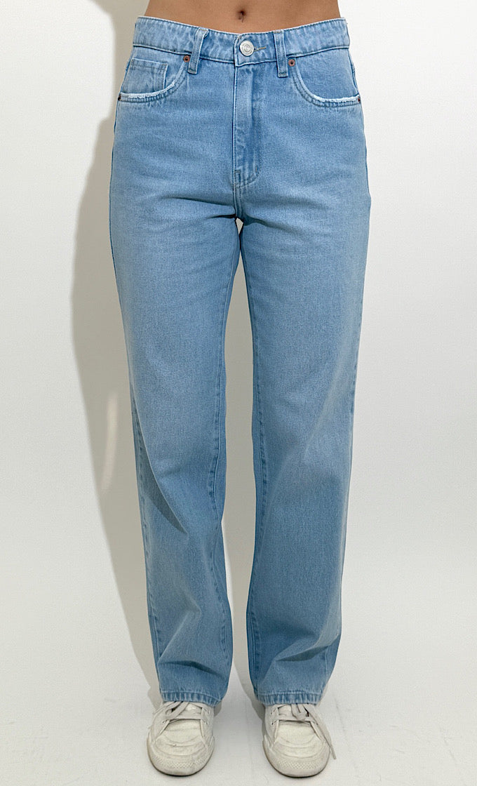 DENIS JEANS