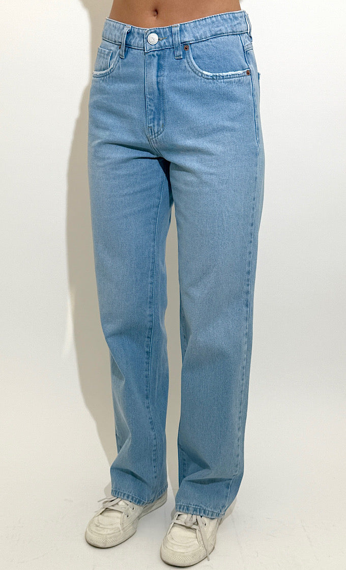 DENIS JEANS