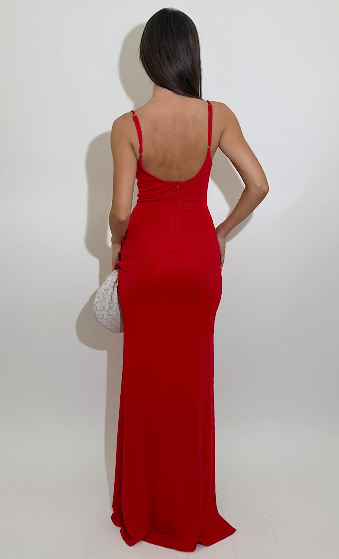 שמלת אושן אדומה