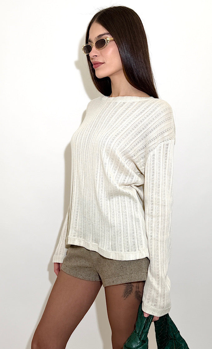 חולצת אודל מפתח עגול אוף וויט