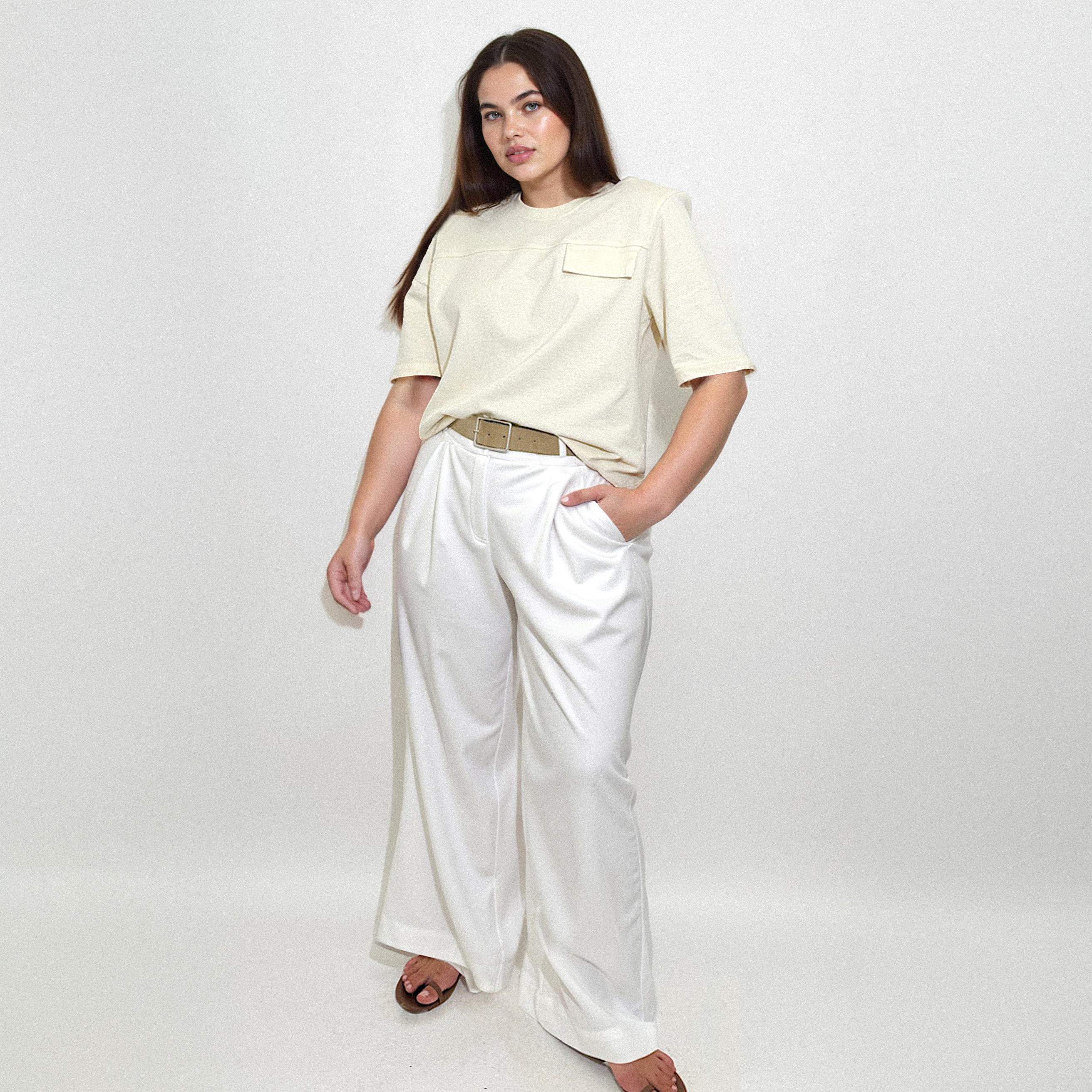 BLONDE CAPRI SHIRT