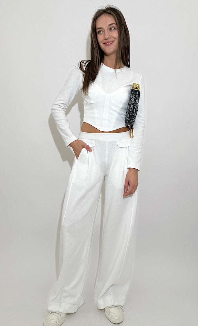 חליפת קימברלי לבנה