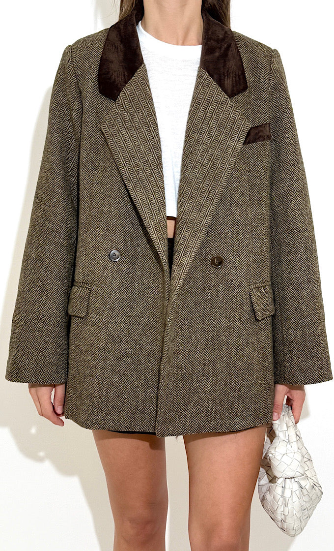 ג'קט נורי חום