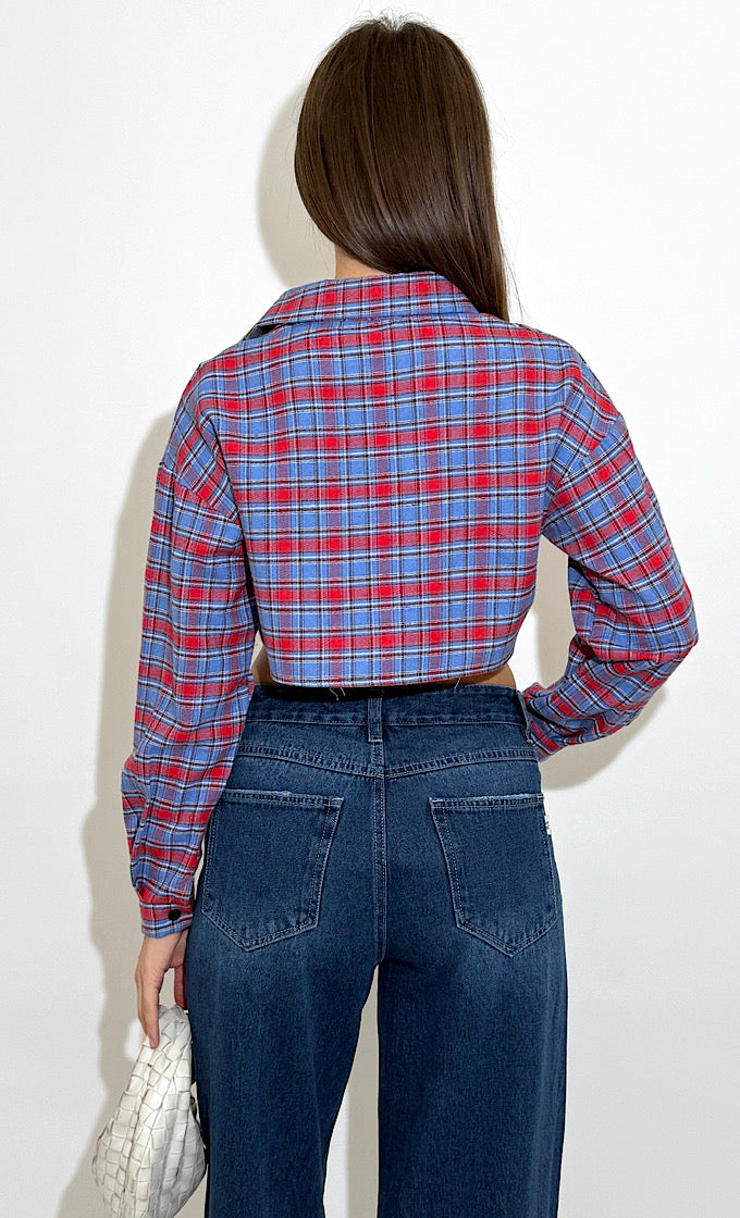 חולצת אולה אדומה