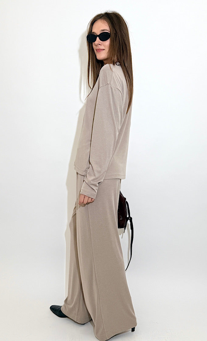 חליפת נונה אבן