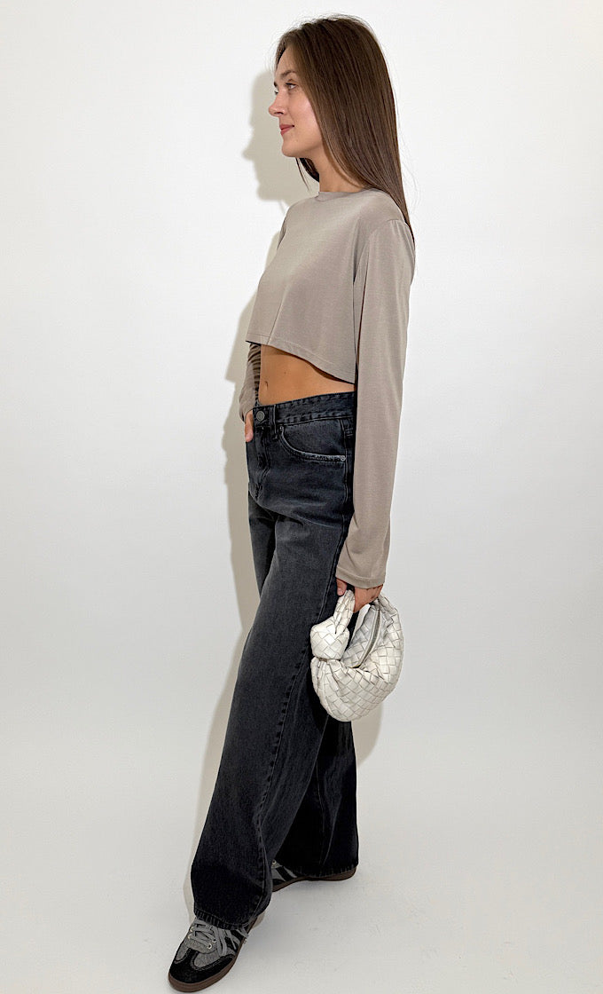 חולצת מדונה אוף וויט