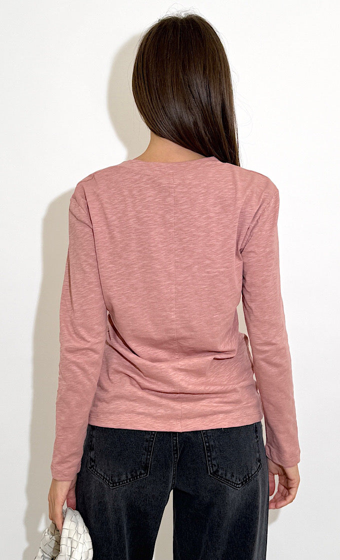 חולצת קורי מפתח וי פודרה