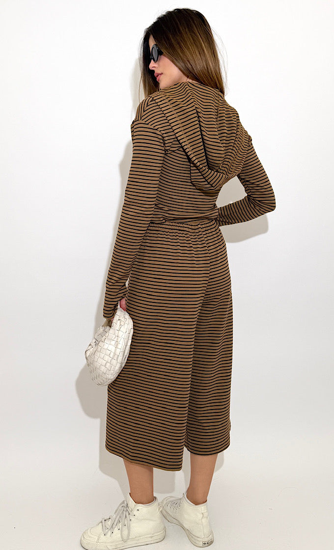 NICOLA STRIPED CAMEL SUIT 