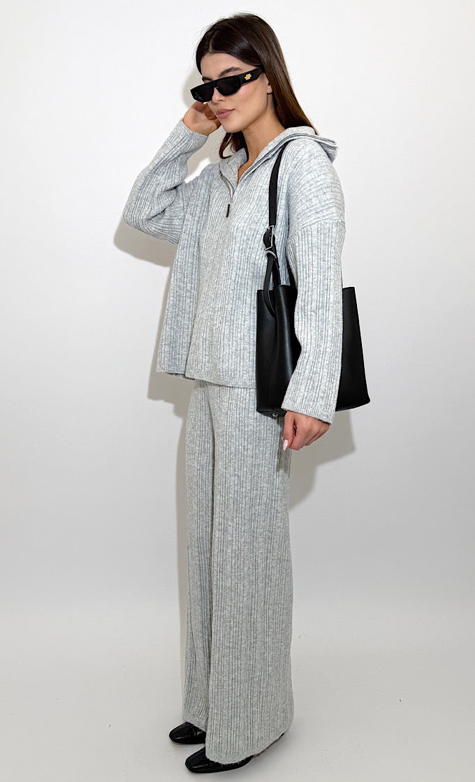 חליפת נורי אפורה