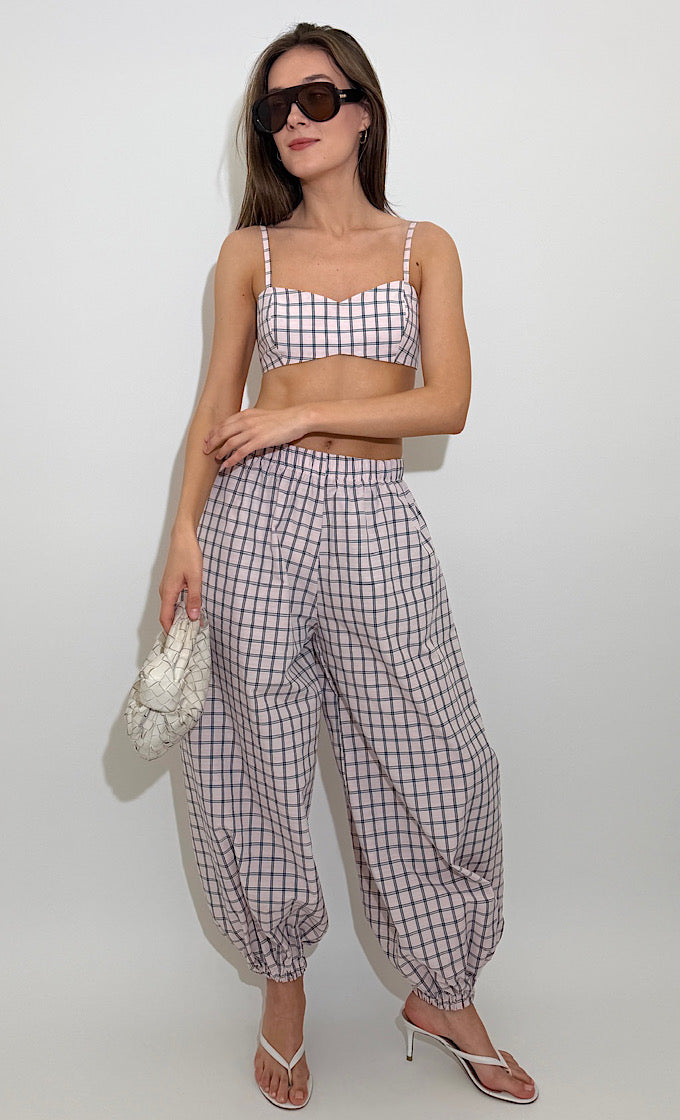 חליפת ניס ורודה