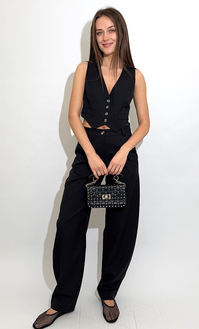 OSAKA BLACK SUIT 